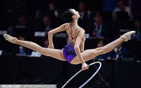 那不勒斯主场迎战尤文图斯，两队积分相近，那不勒斯伤兵满营，主场难胜尤文，可能战平。